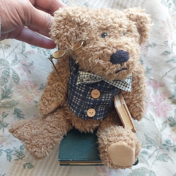"Books are Fun" Teddy Bear Bookends - Picture 3 of 9